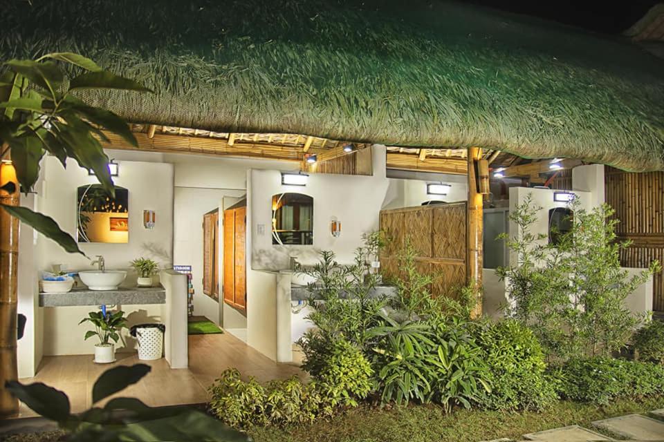 Casa-Carlita Private Resort By Cocotel Batangas Exterior foto